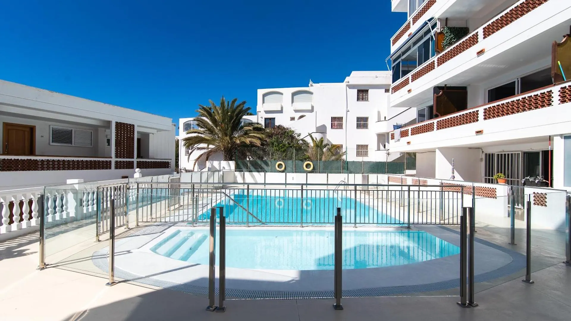 Home2Book Stylish Tropical Apt Terrace & Pool location